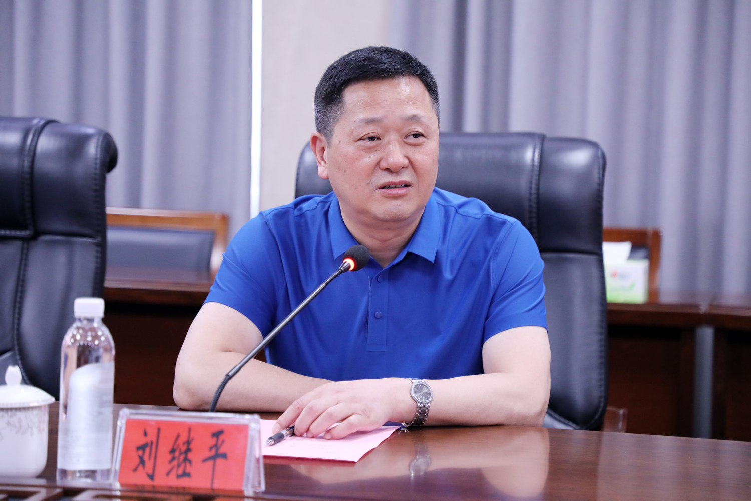 e40ef13c394047d99367273c76ed6a36.jpg e40ef13c394047d99367273c76ed6a36.jpg