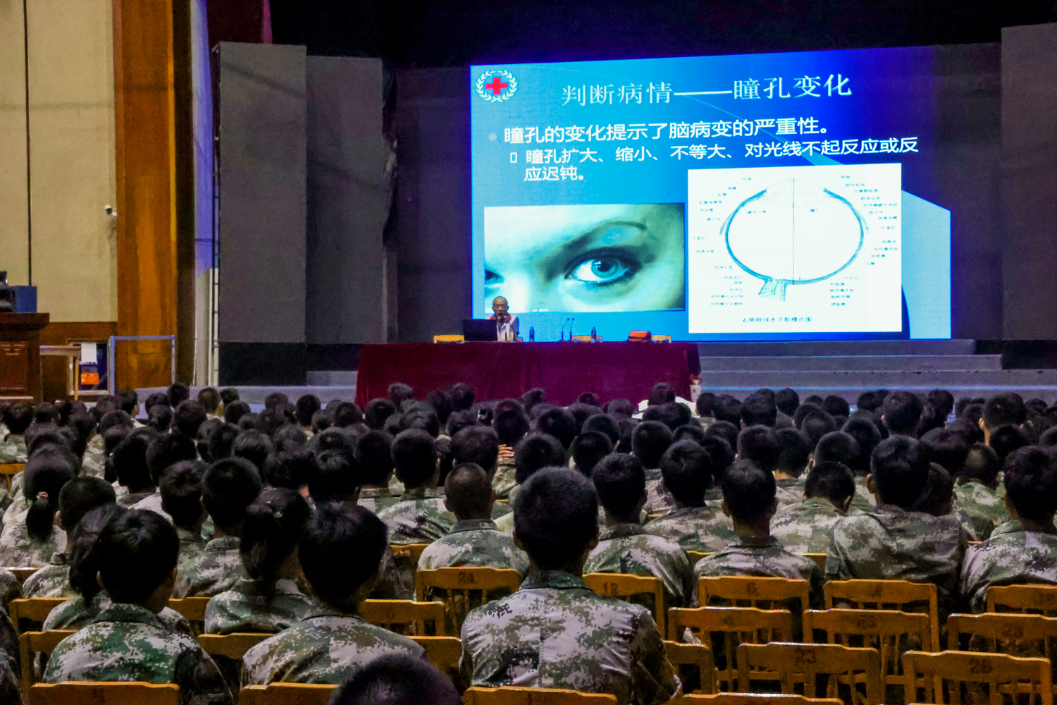 0fb367a6f901400ab3485a4b0bbf4237.jpg 0fb367a6f901400ab3485a4b0bbf4237.jpg