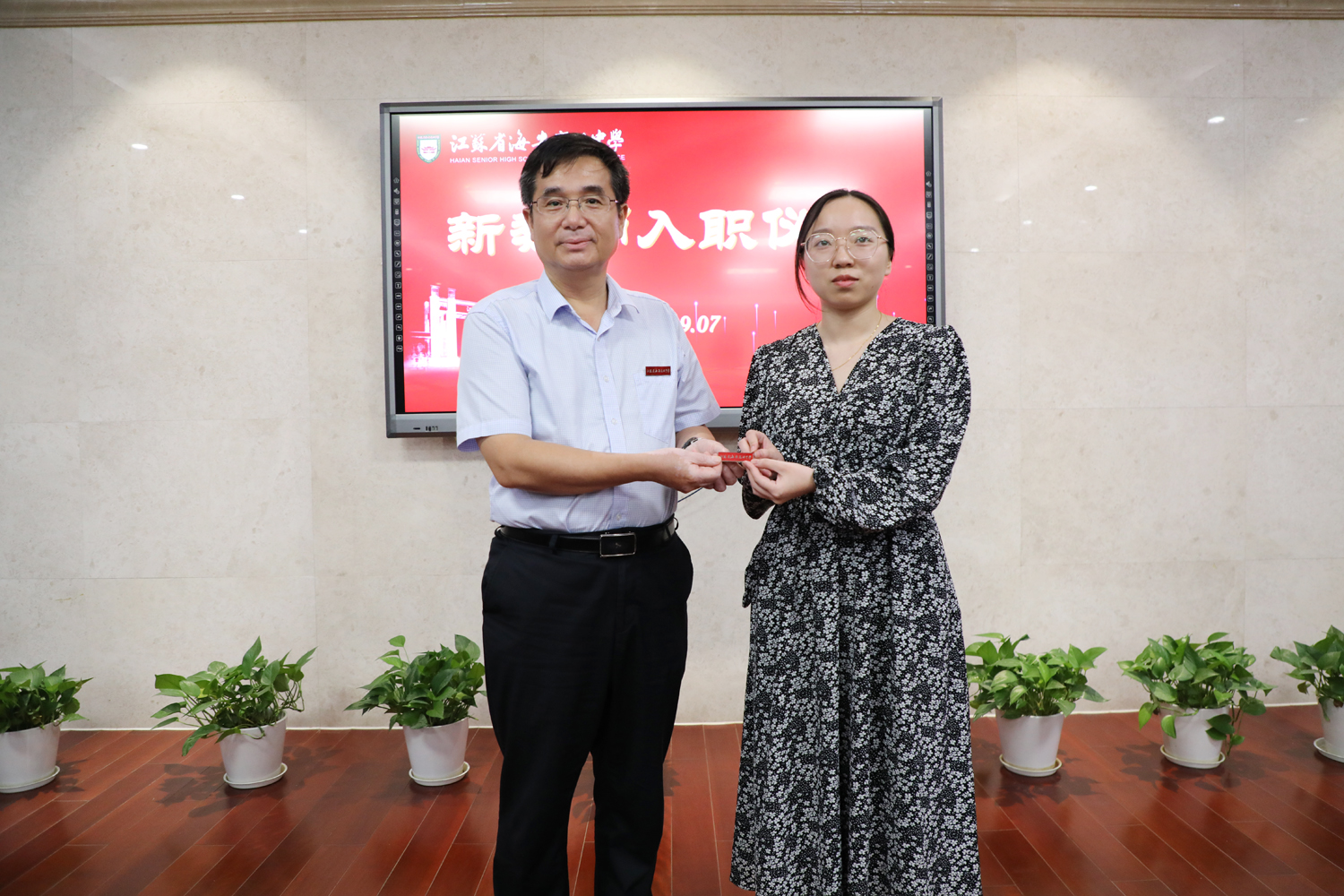 8a7b575333ee47d992ed49ed476c0194.jpg 8a7b575333ee47d992ed49ed476c0194.jpg