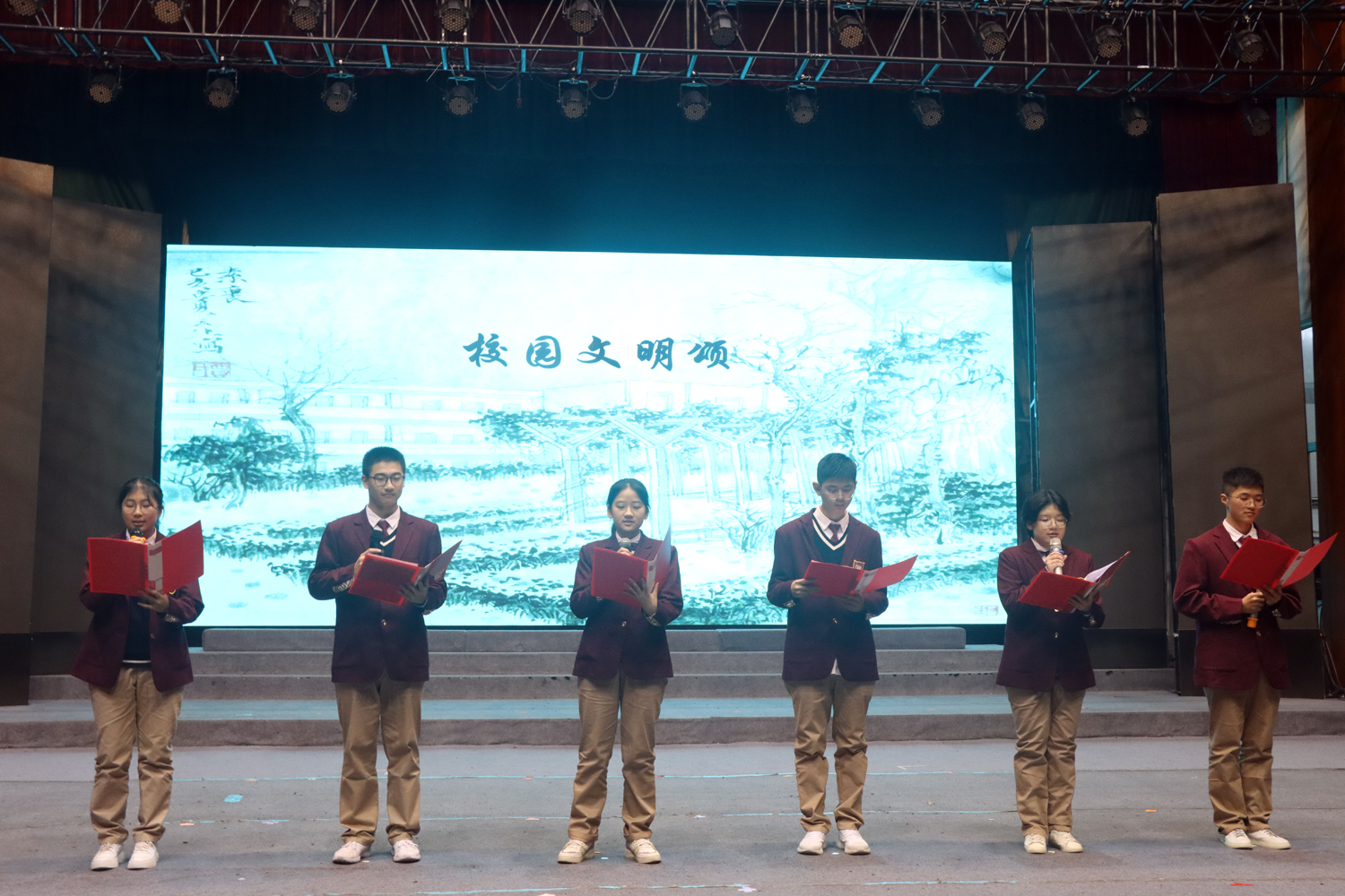 77c0501a2566460796b6cbdf3aa602ac.jpg 77c0501a2566460796b6cbdf3aa602ac.jpg