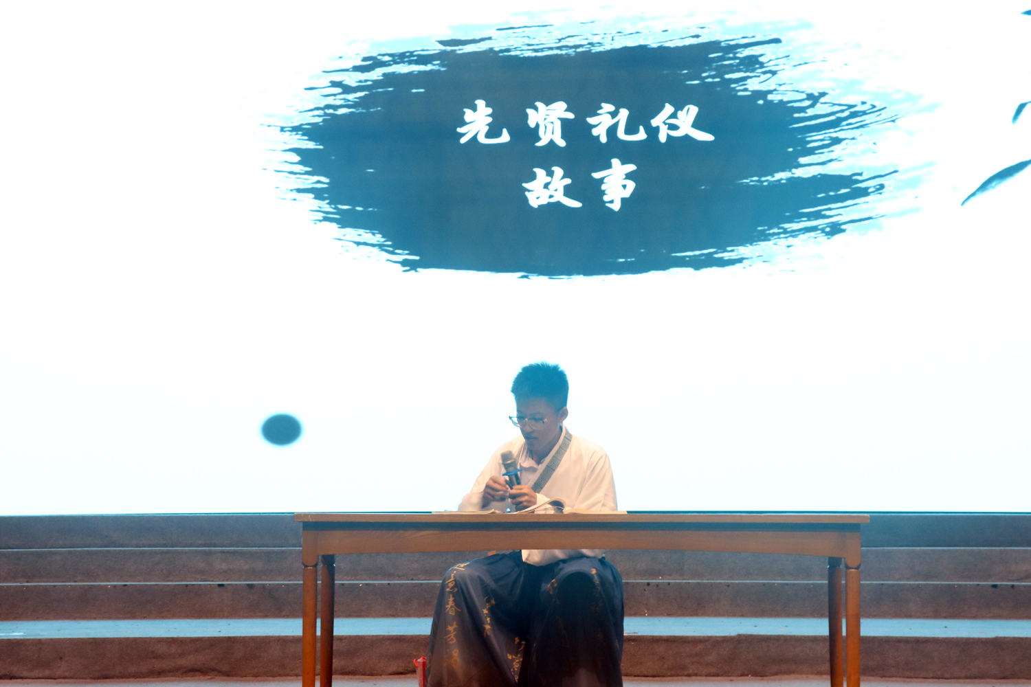 b4f9115099fb436e9ed27d2d78c0b3ae.jpg b4f9115099fb436e9ed27d2d78c0b3ae.jpg