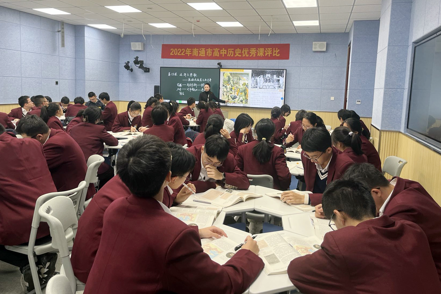 95dada7eed7041f98fbbb21515b76ec8.jpg 95dada7eed7041f98fbbb21515b76ec8.jpg