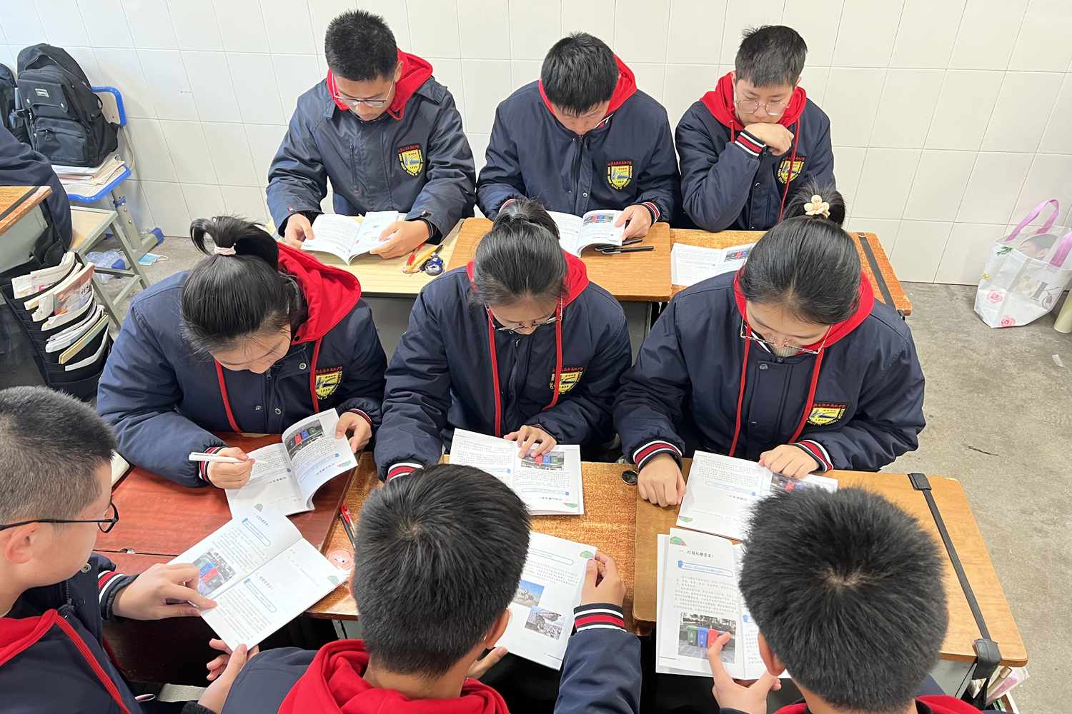 ae9a81742ea846c88e3591c53ad2cd5e.jpg ae9a81742ea846c88e3591c53ad2cd5e.jpg