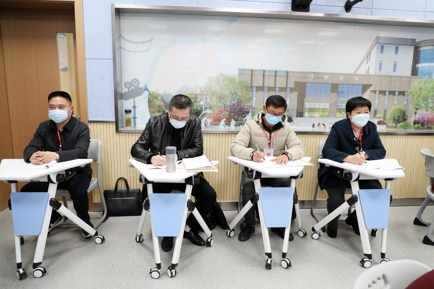 c43f261bf1fc4f72a7a45f88f4e627c7.jpg c43f261bf1fc4f72a7a45f88f4e627c7.jpg