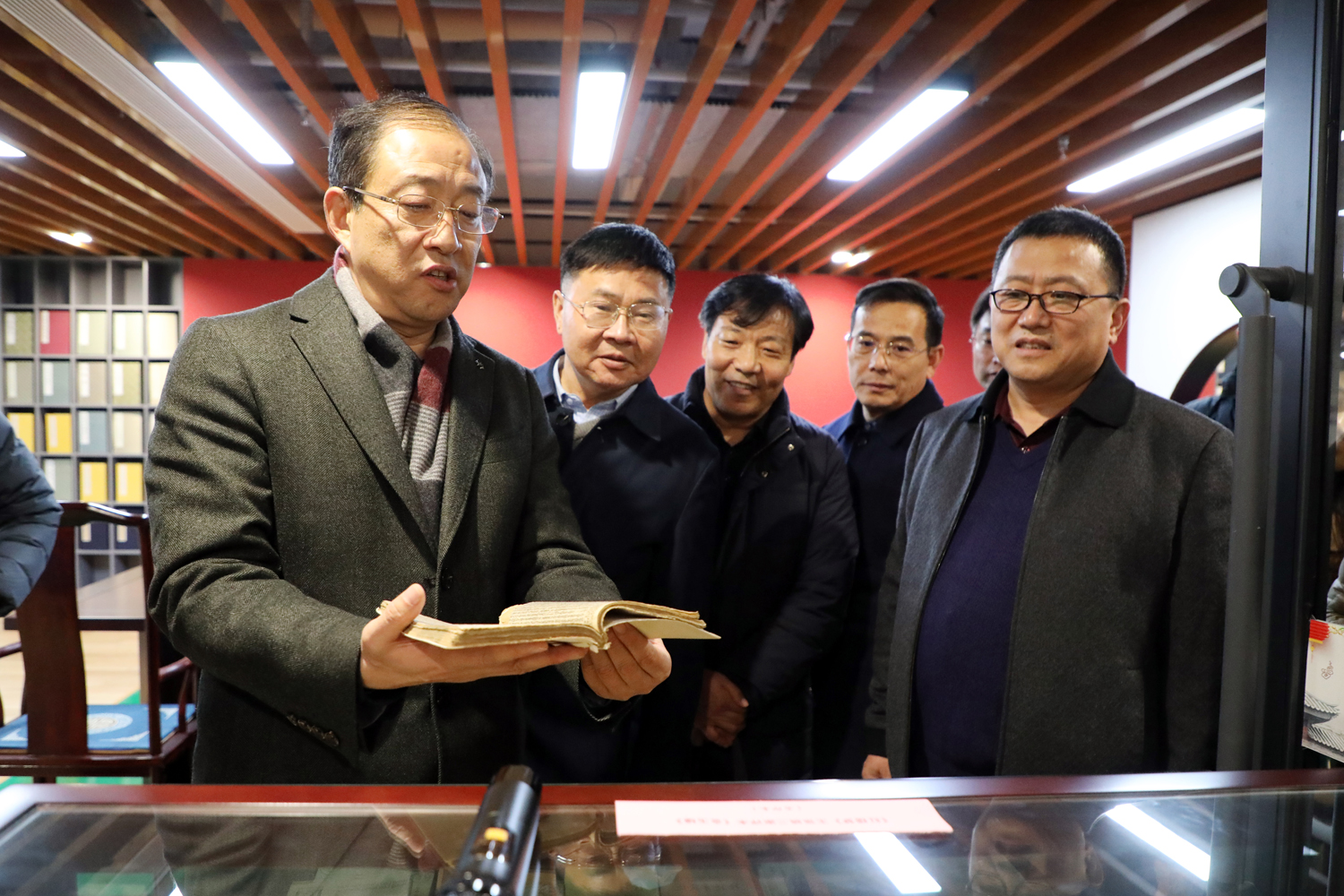 b56dd14054254fcebc1ef6611e6c3b23.jpg b56dd14054254fcebc1ef6611e6c3b23.jpg