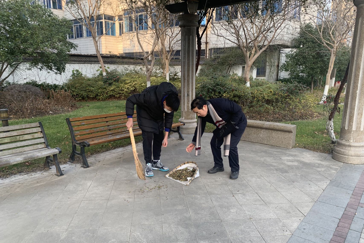 98582bbe1e804bd7af17b66af6866e28.jpg 98582bbe1e804bd7af17b66af6866e28.jpg