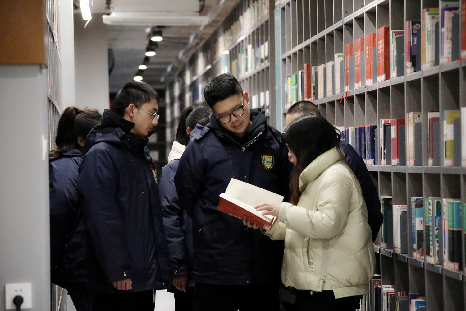 17fe8f7b58a746ac88bdd189ae1abfb8.jpg 17fe8f7b58a746ac88bdd189ae1abfb8.jpg