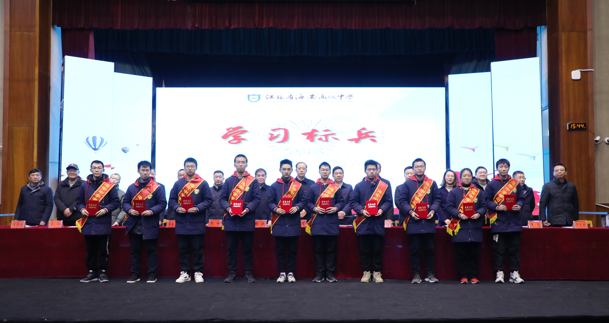 0486196b4f494096b2f80ffed71e1c54.jpg 0486196b4f494096b2f80ffed71e1c54.jpg