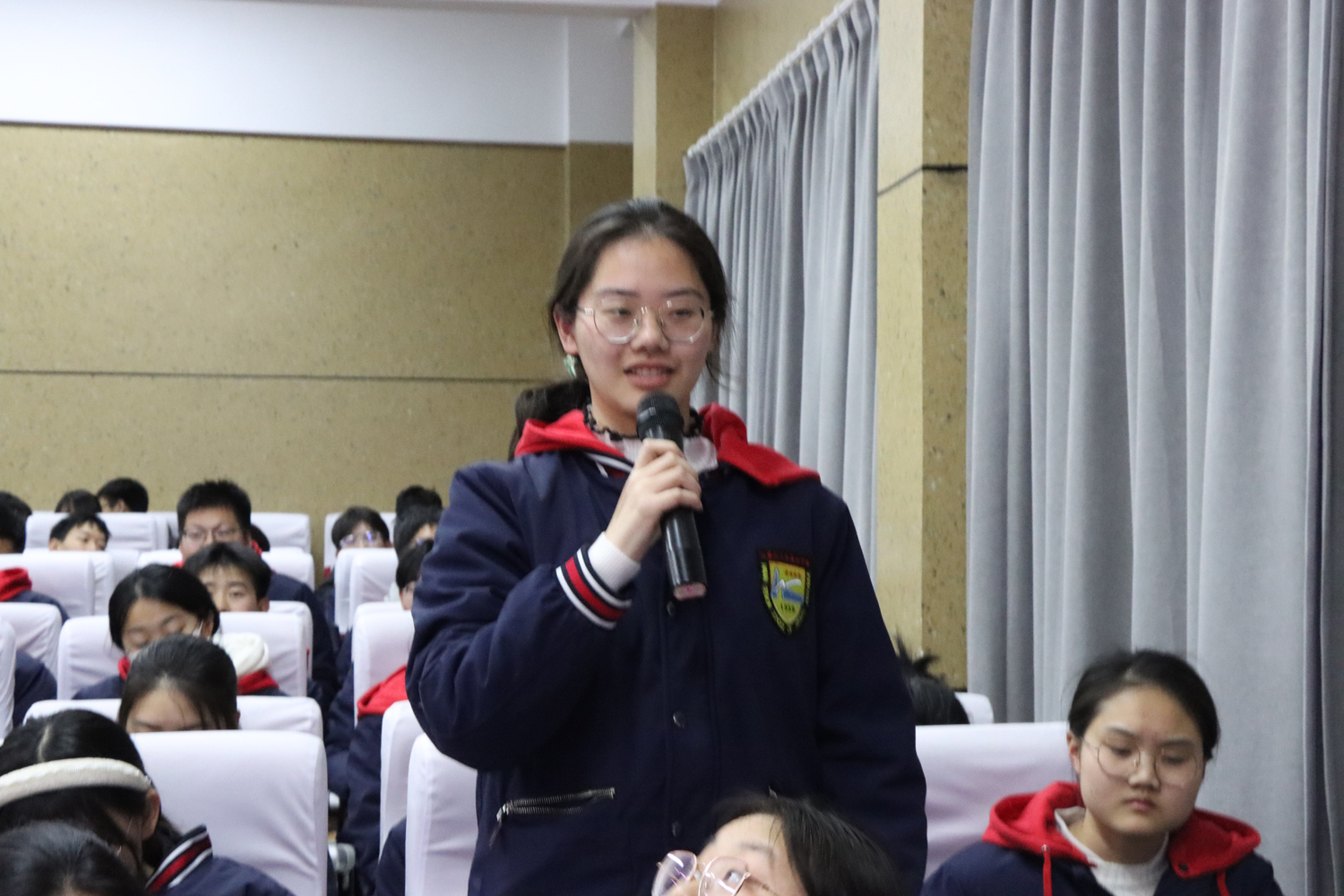 38e4d11b41834d39bb8da889d79d8a40.jpg 38e4d11b41834d39bb8da889d79d8a40.jpg