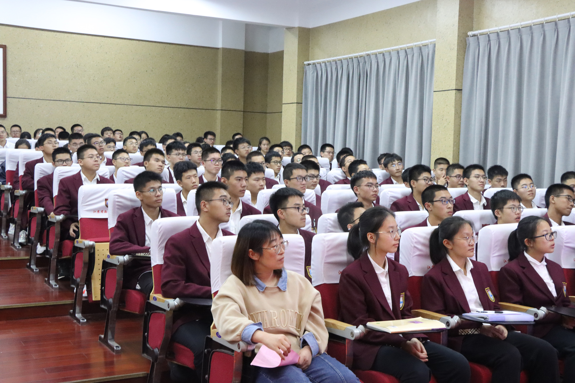 e2c05eaeb0e0468f887e488ff8e31836.jpg e2c05eaeb0e0468f887e488ff8e31836.jpg