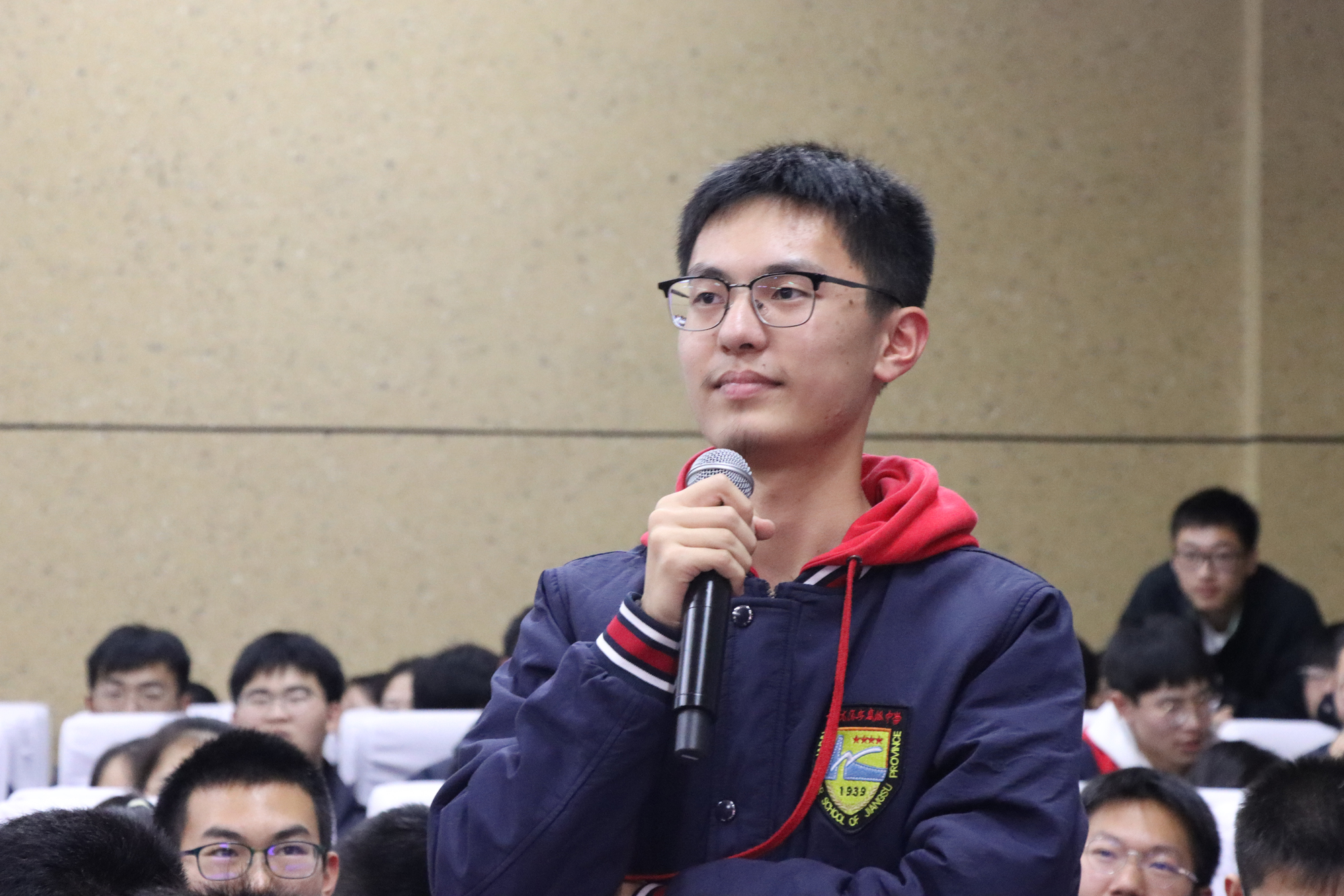 b26220d74d83437f8b0d334a1b83fc3c.jpg b26220d74d83437f8b0d334a1b83fc3c.jpg