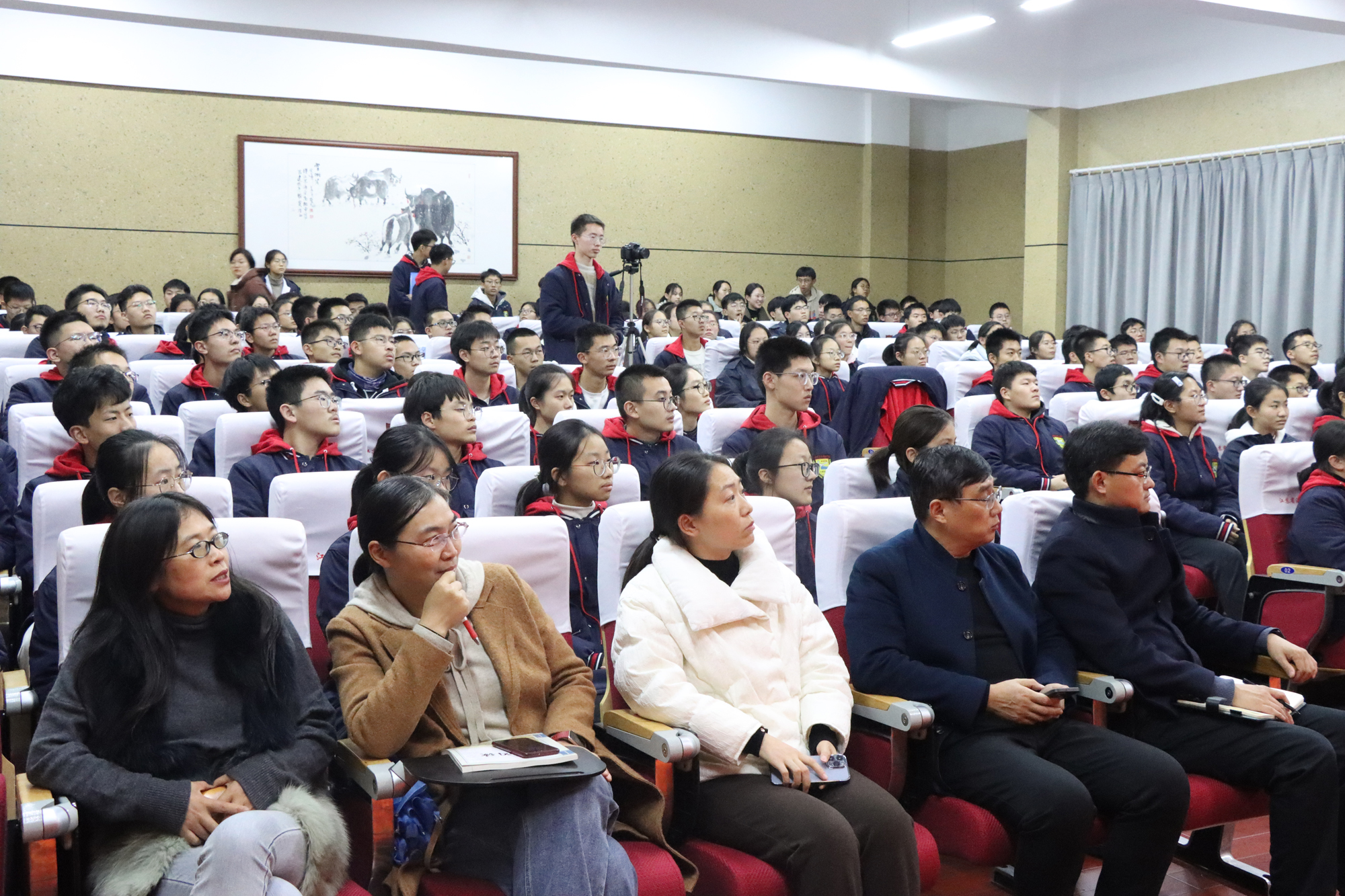 b57e9cee2e58465ab09232a4014ac458.jpg b57e9cee2e58465ab09232a4014ac458.jpg