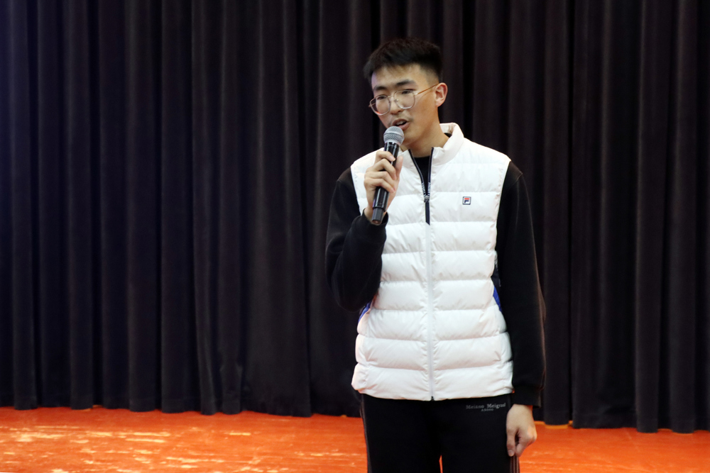 f49857f631b7458ab5ba007d136441ae.jpg f49857f631b7458ab5ba007d136441ae.jpg