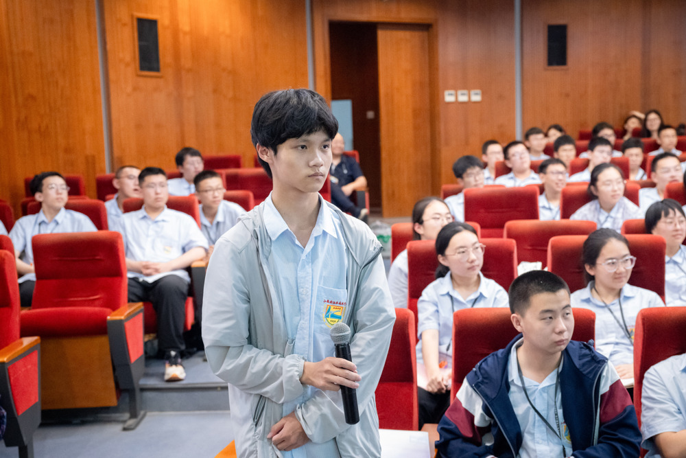 75f6bd1665034163b258af6f8f72ecba.jpg 75f6bd1665034163b258af6f8f72ecba.jpg