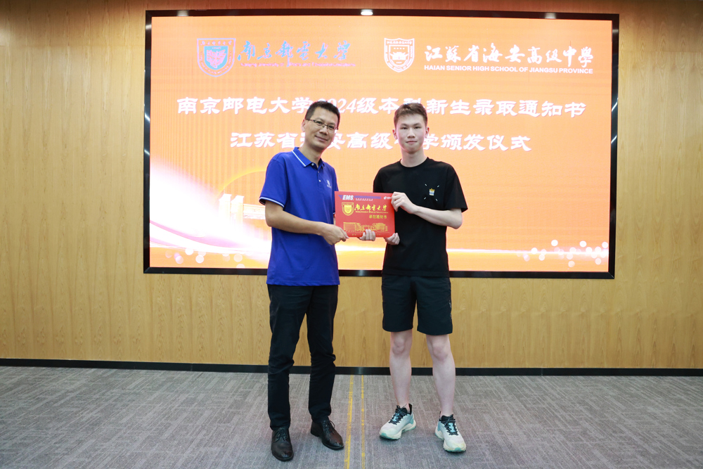 3f897065acef4206a63d59d335e3e50f.jpg 3f897065acef4206a63d59d335e3e50f.jpg