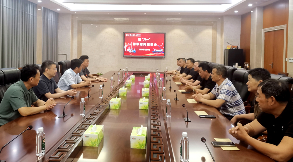 96eb5689b5024d2ea46ab0c0f14cba34.jpg 96eb5689b5024d2ea46ab0c0f14cba34.jpg