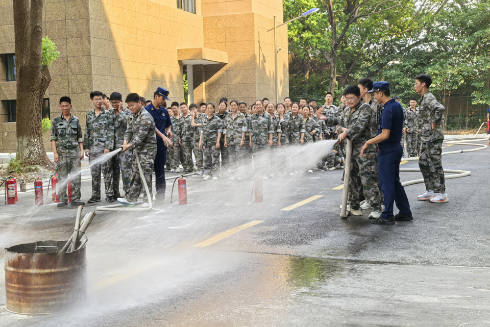 04bb2c58720549e6a1e4961df1e4d043.jpg 04bb2c58720549e6a1e4961df1e4d043.jpg