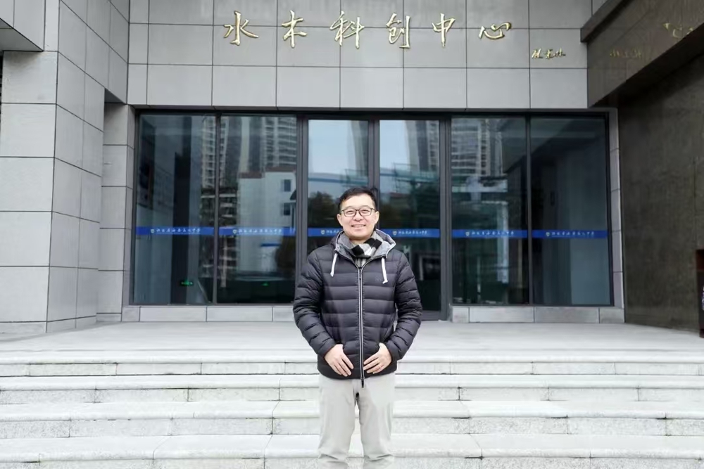 0af9aae94a644b959e88f7de961d90b9.jpg 0af9aae94a644b959e88f7de961d90b9.jpg