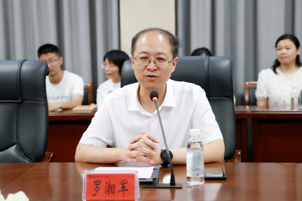 7cc091f366114c52971751de3431a7ef.jpg 7cc091f366114c52971751de3431a7ef.jpg