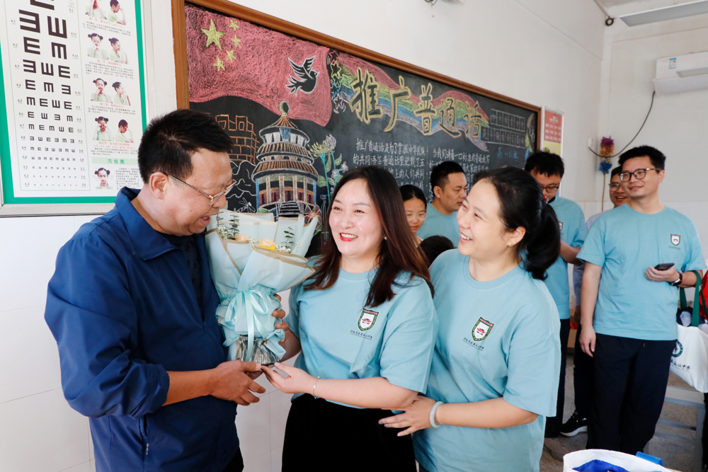 3b386f3d3b0f48d990b20e527ed4f863.jpg 3b386f3d3b0f48d990b20e527ed4f863.jpg