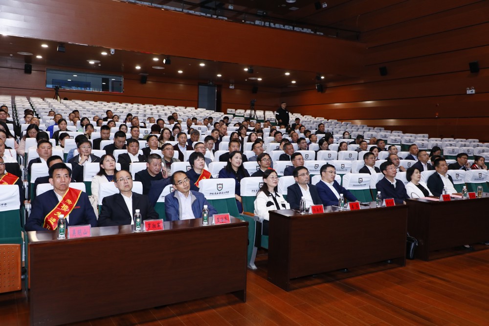 4bbb8eb15e074280b6e4c32057356a2c.jpg 4bbb8eb15e074280b6e4c32057356a2c.jpg