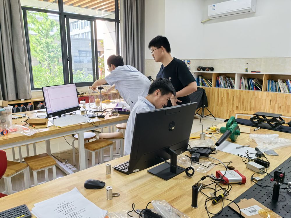 bc271aae9b1a4392aed4ae674931c1d5.jpg bc271aae9b1a4392aed4ae674931c1d5.jpg