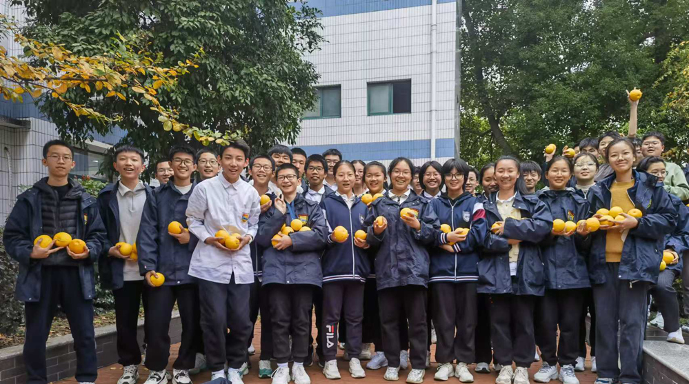 913d16ee706e4f43ba2e99e45c8b78f8.jpg 913d16ee706e4f43ba2e99e45c8b78f8.jpg