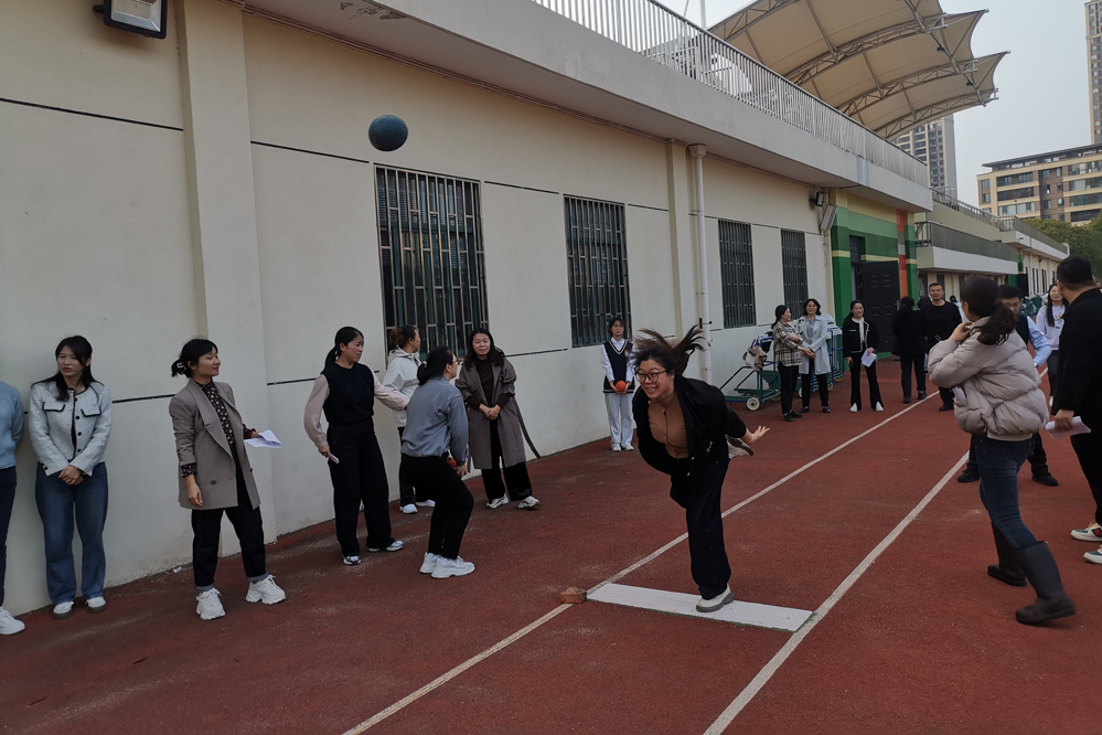 8a990a02c73c404e8d99319d2d58b078.jpg 8a990a02c73c404e8d99319d2d58b078.jpg