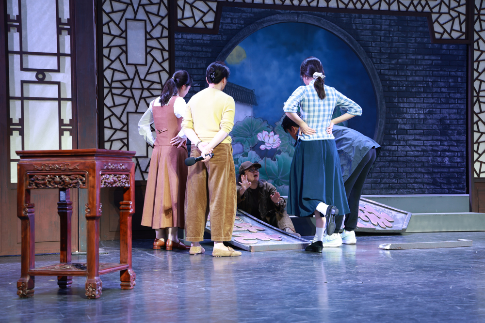 96c3aa89a37344d09f50df41d7e7d023.jpg 96c3aa89a37344d09f50df41d7e7d023.jpg