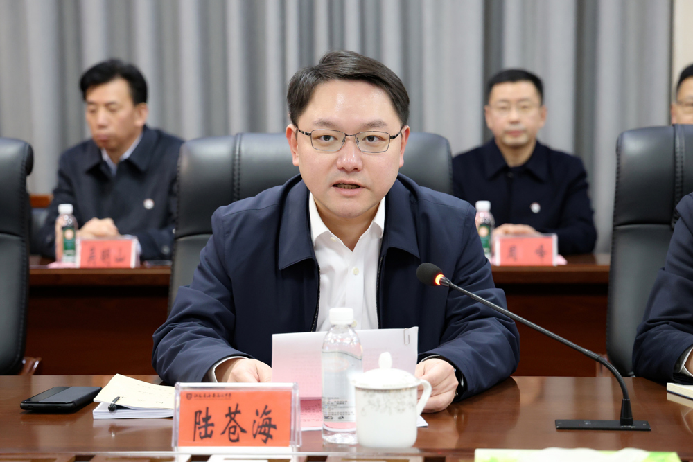 e5ec138a2a554b168bb98453872cda52.jpg e5ec138a2a554b168bb98453872cda52.jpg